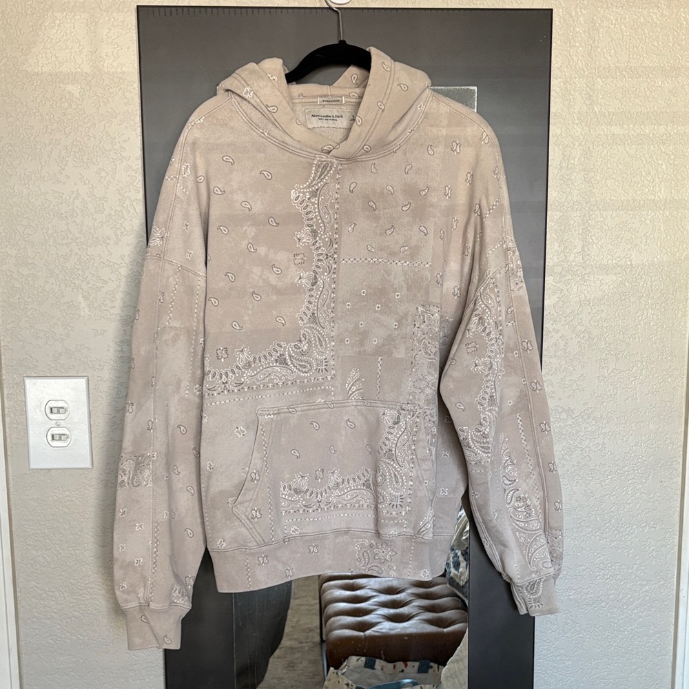 Abercrombie Beige Paisley Hoodie Soft AF Small